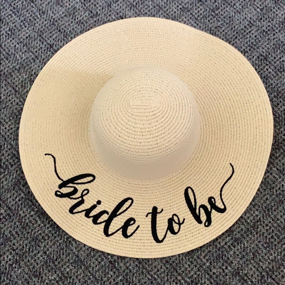 NWOT Bride to be sun hat
